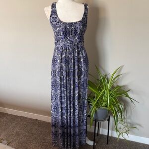 Soma Goddess Maxi Dress Soft Jersey SZ M purple paisley print pockets lined top